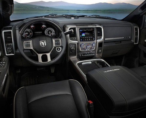 Dodge Ram 1500 2015 - Dodge Montréal - volant sièges